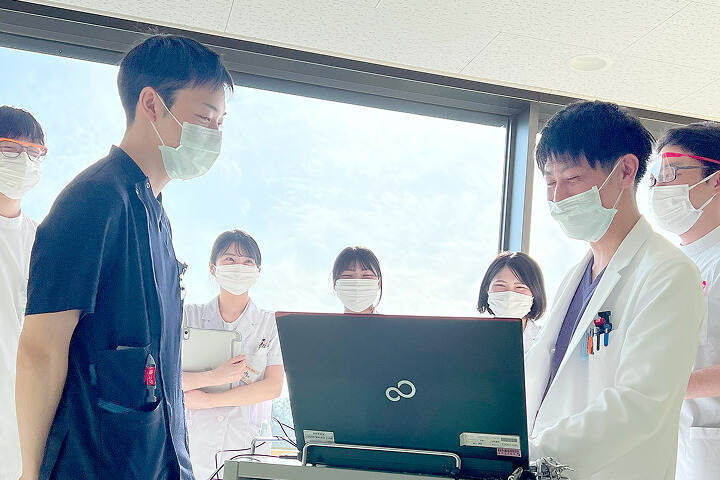学生・研修医の方へ